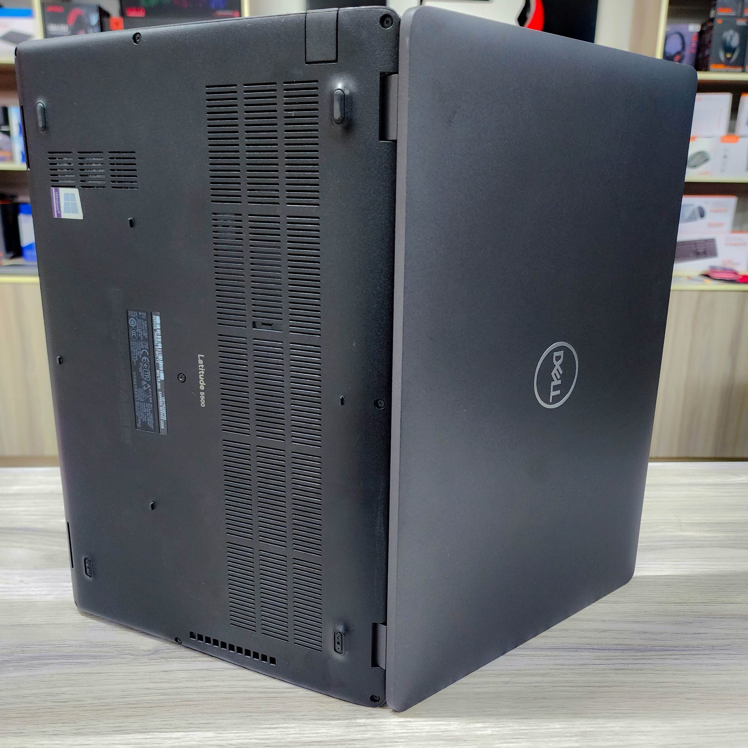 USED DELL LATITUDE 5500 I5 8TH GEN LAPTOP - Image 4