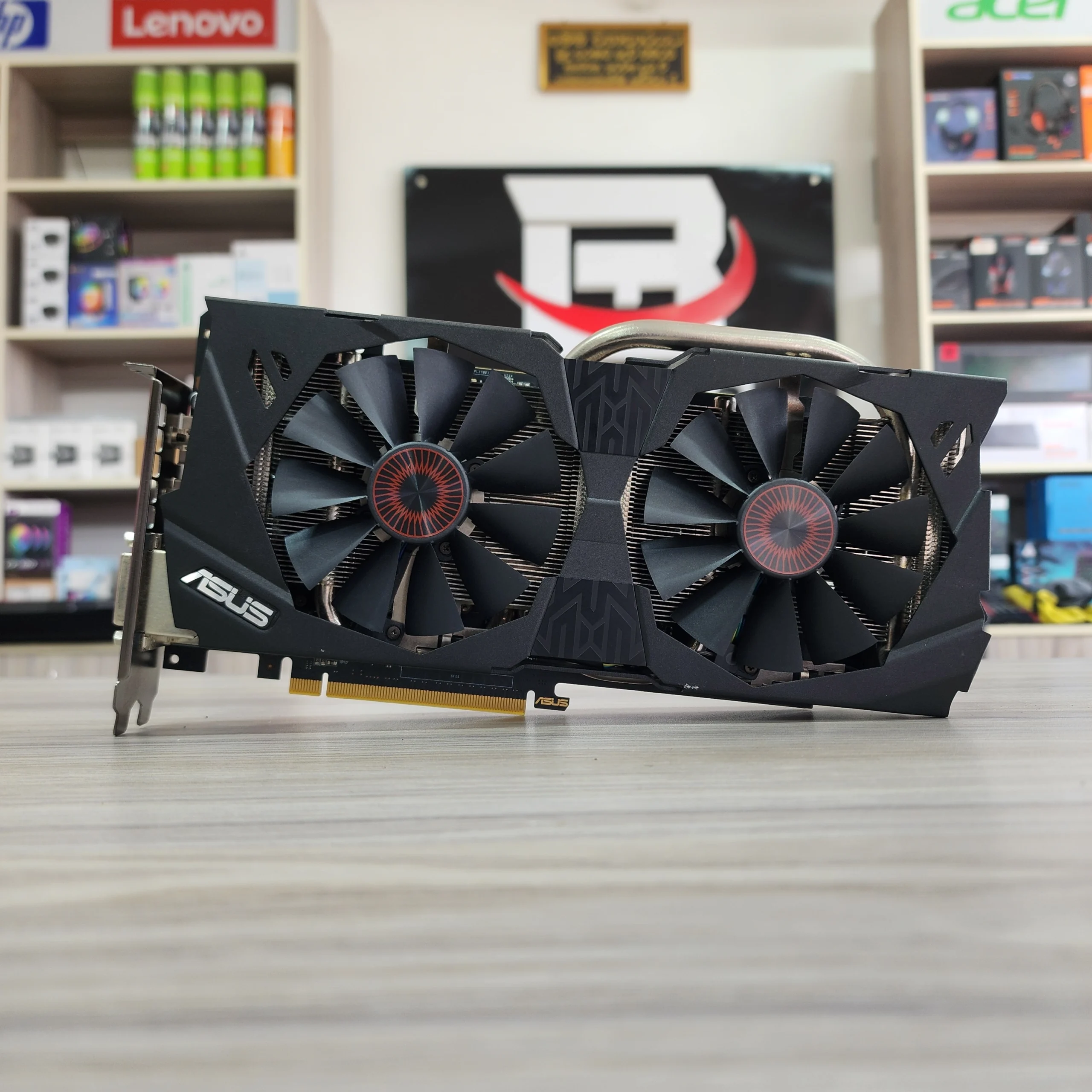 ASUS-GTX-970-4GB